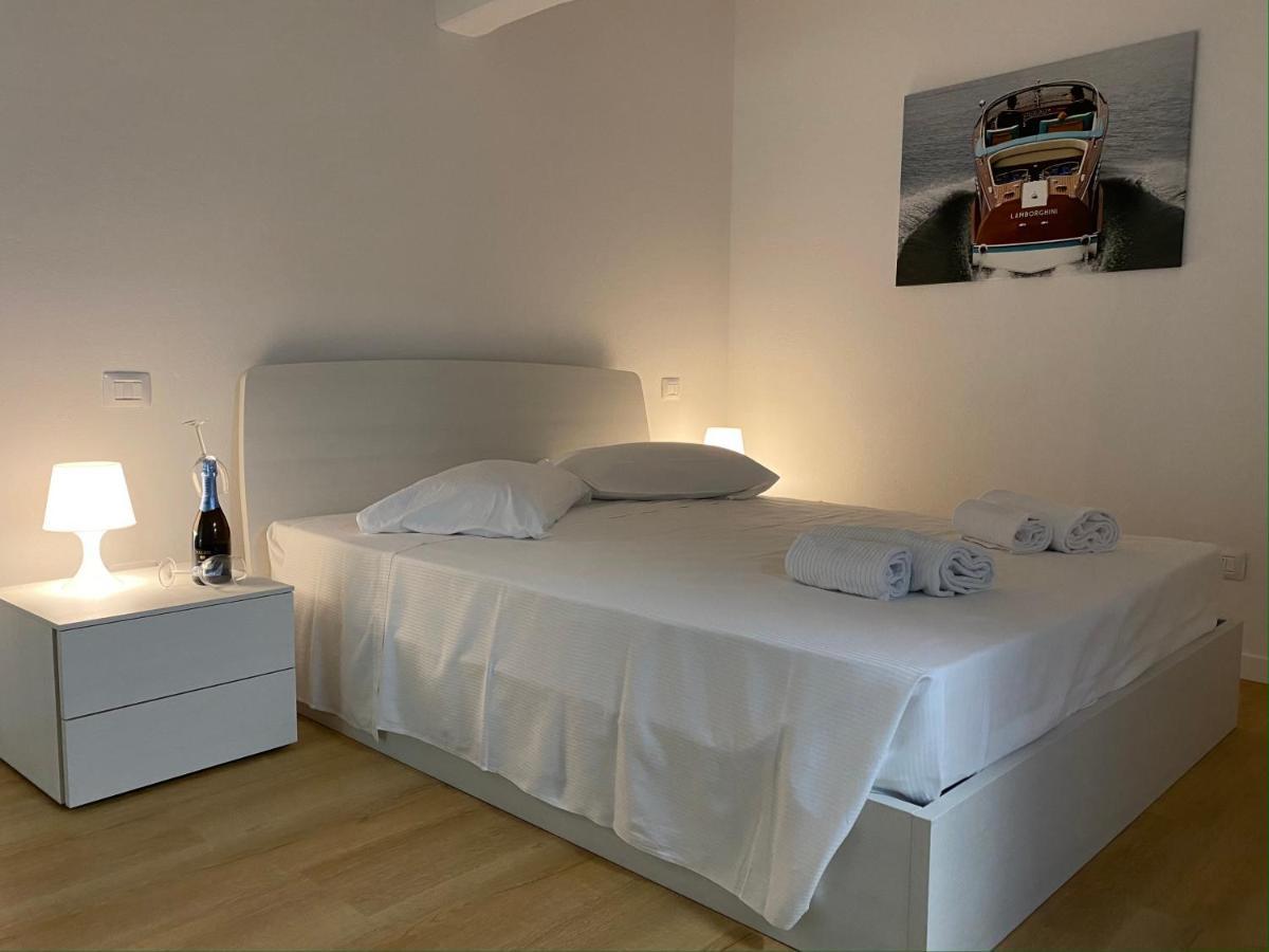 La Dolce Vita Suites Малчезине Екстериор снимка