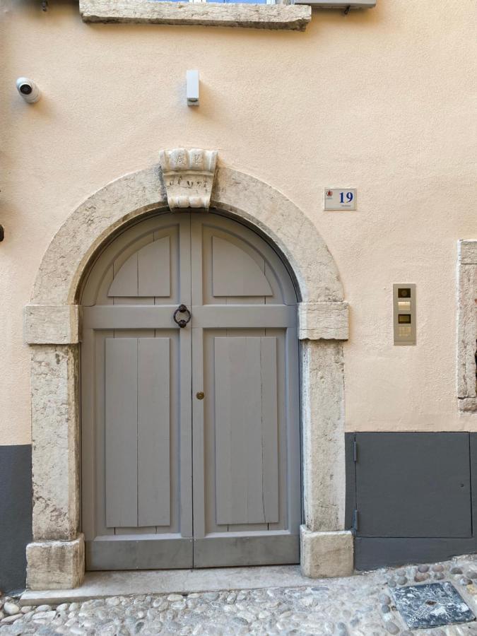 La Dolce Vita Suites Малчезине Екстериор снимка