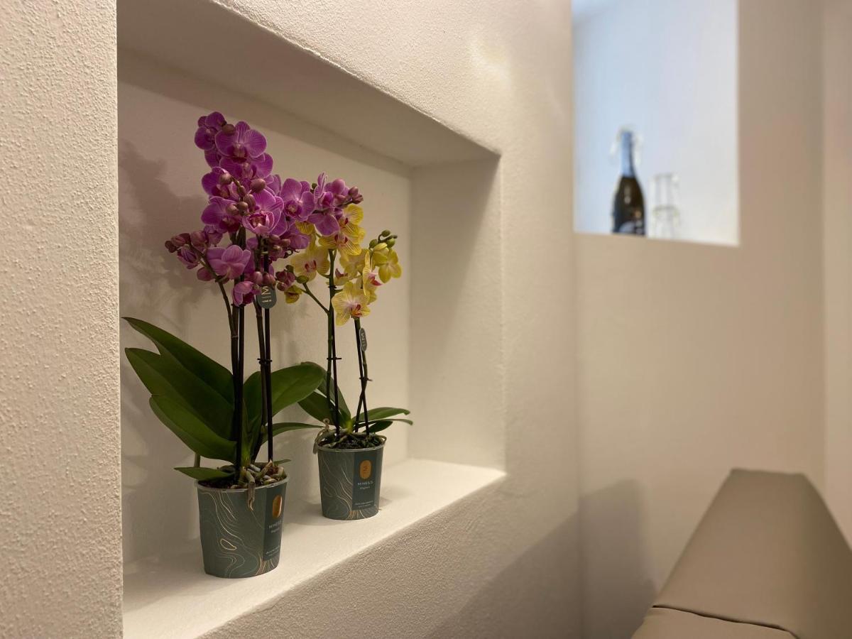 La Dolce Vita Suites Малчезине Екстериор снимка